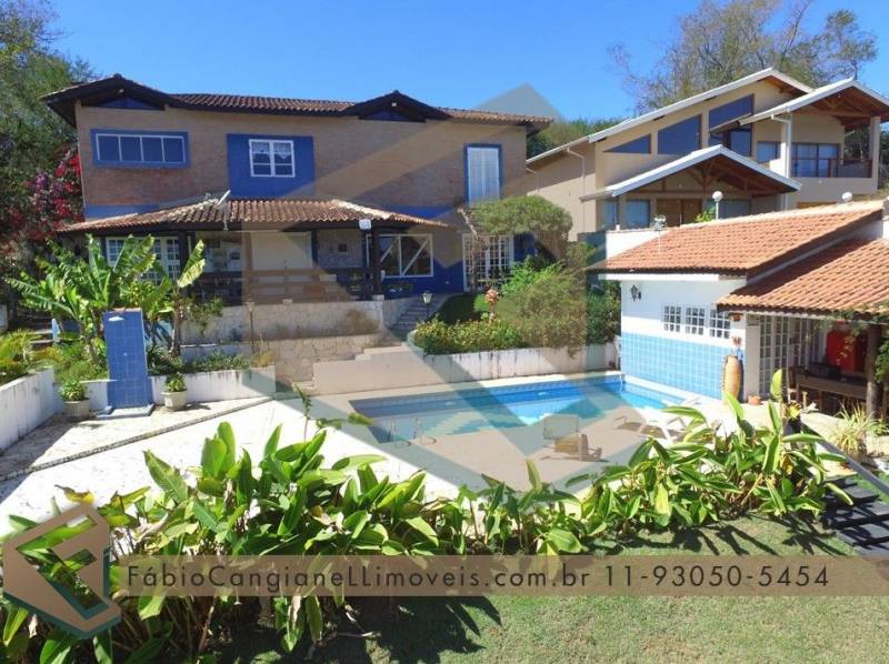 Casa em condomínio fechado na represa de Piracaia, com ótima vista para represa. - FábioCangianellimóveis