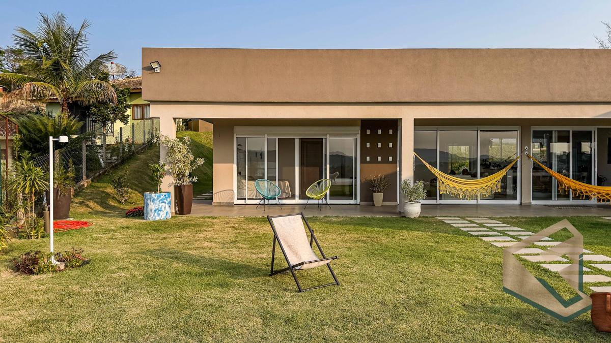  - Experimente um novo padrão de vida. Imagine-se em uma casa que abraça a natureza, onde cada detalhe foi pensado para proporcionar conforto e bem-estar