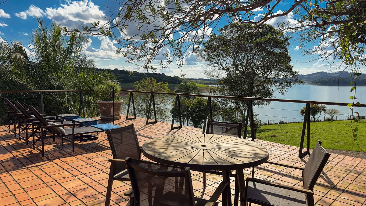  - 46.000 m² de reserva particular e 1.100 metros de margem exclusiva.