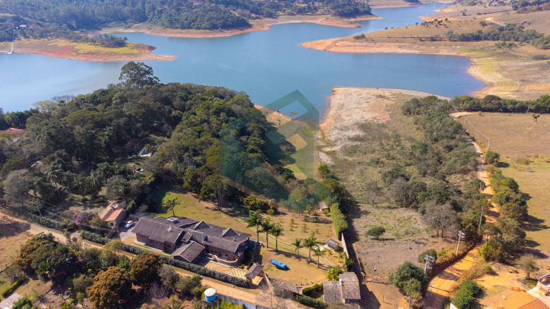 Chácara à venda com 7 quartos, 670ha - ,