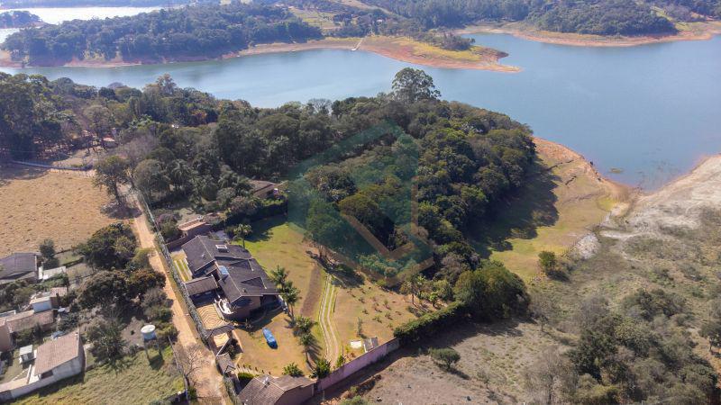  - Chacara de Alto Padrão na represa Jaguari - Piracaia/SP - 40mim de São Paulo