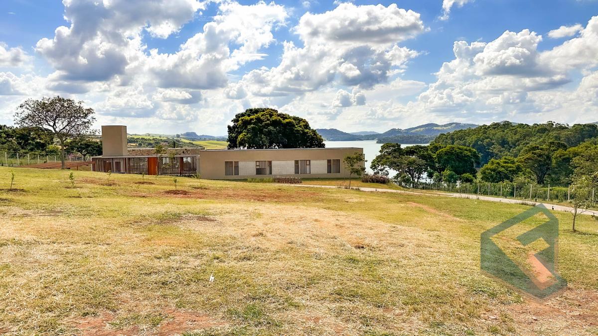  - Chácara Pôr do Sol - Viva o Sonho à Beira da Represa Jaguari: Chácara de Luxo com Pôr do Sol Exclusivo!