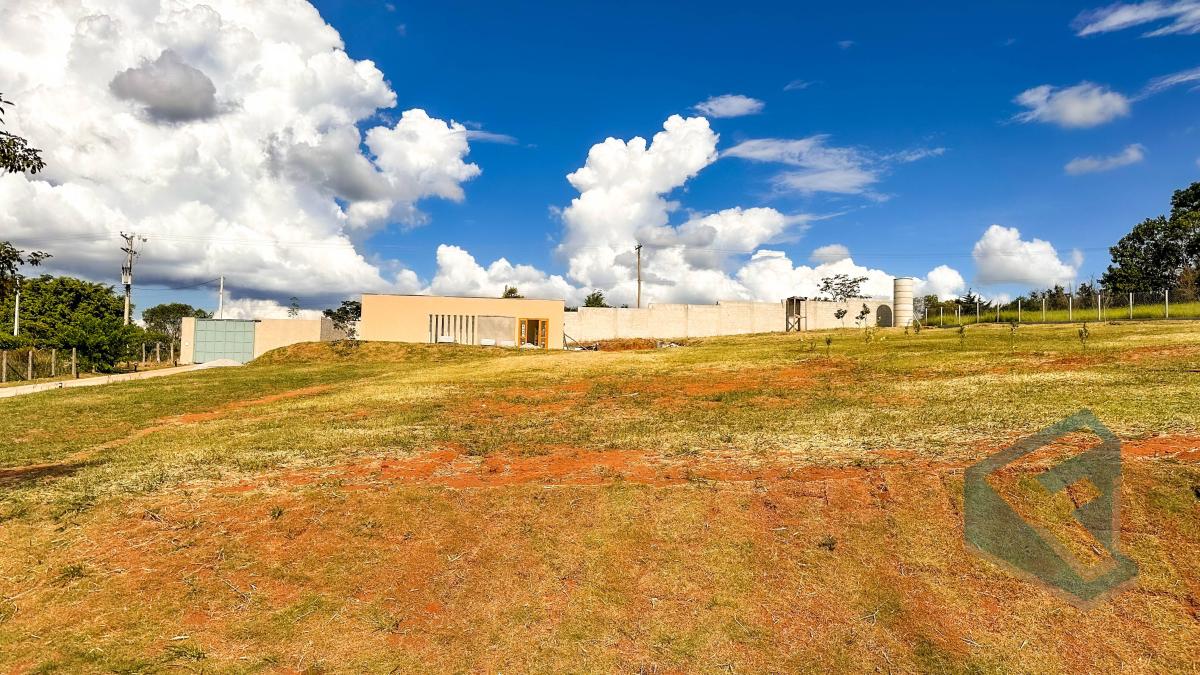 Chácara à venda com 6 quartos, 970m² - ,