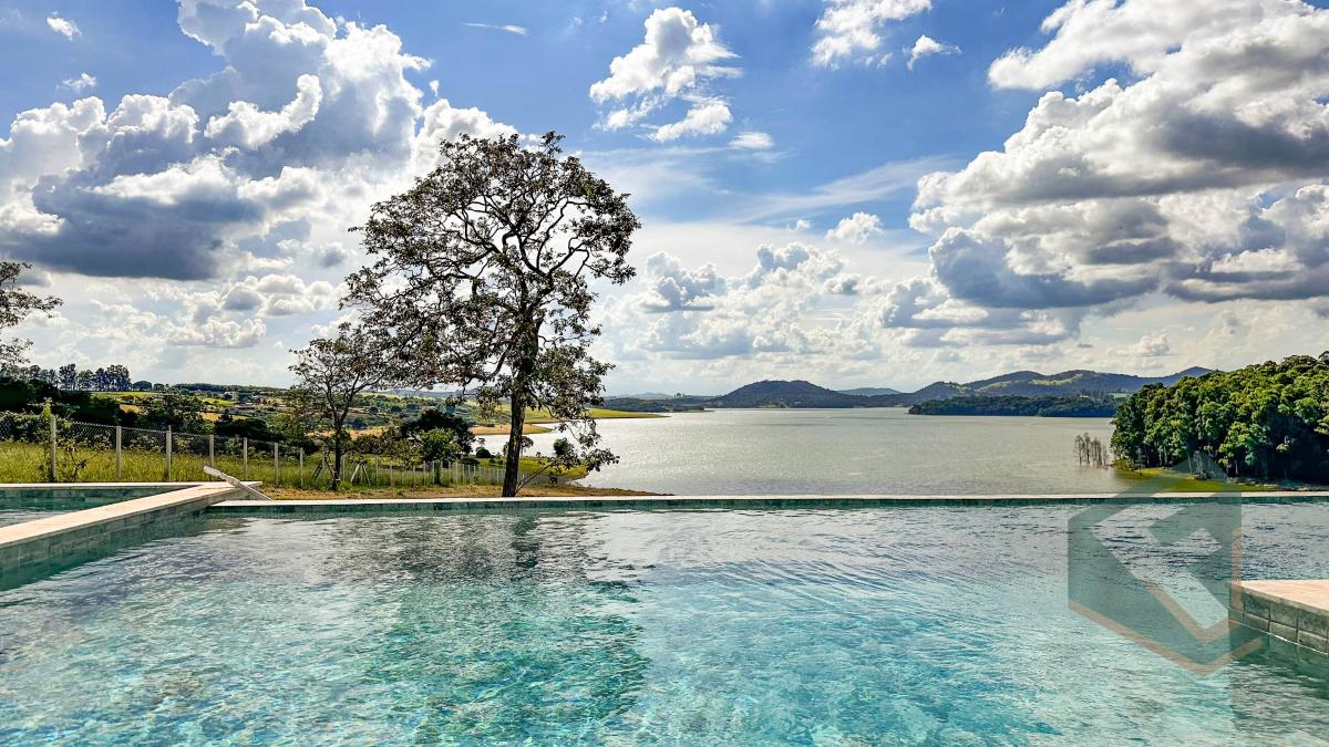 Chácara à venda com 6 quartos, 970m² - ,