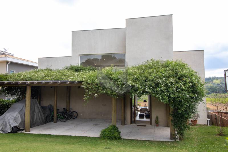  - Linda casa com espaço amplo e conceito aberto com vista para represa, acesso com pé na água privativo, pôr e nascer do sol inesquecíveis é para sempre