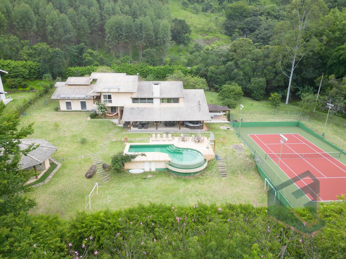  - Viva o Luxo, o seu refúgio á beira da represa esta esperando você. Casa exclusiva, vista deslumbrante e terreno de 3800 mts²