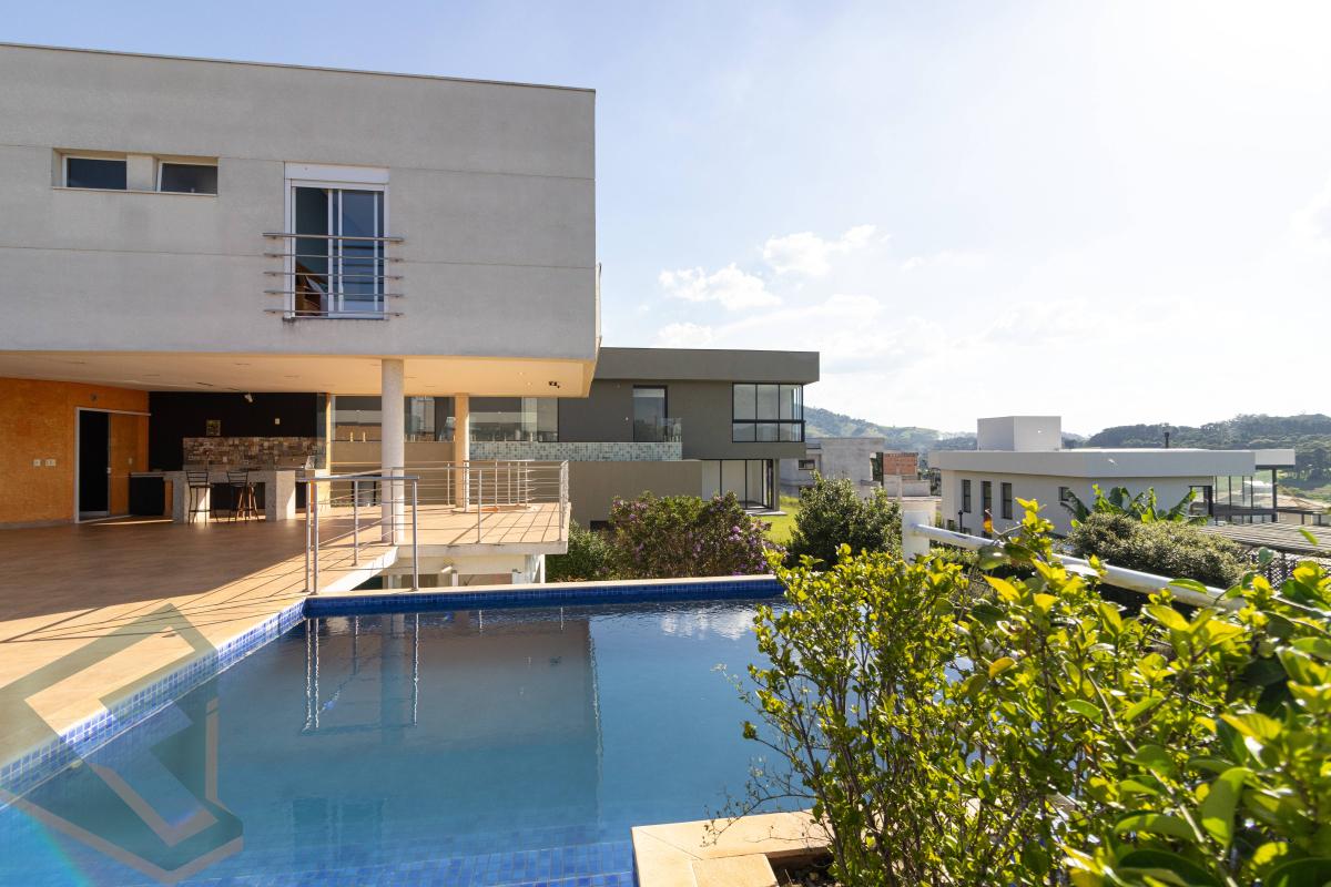  - Localização Privilegiada à Beira da Represa. Design Arquitetônico de Alto Padrão. Ambientes Espaçosos e Elegantes. Janelas Panorâmicas para Desfrutar