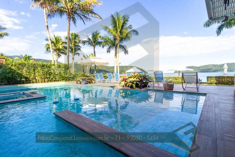 Mansão frente para o mar - espetacular imóvel pé na areia de pruo luxo e lazer - FábioCangianellimóveis