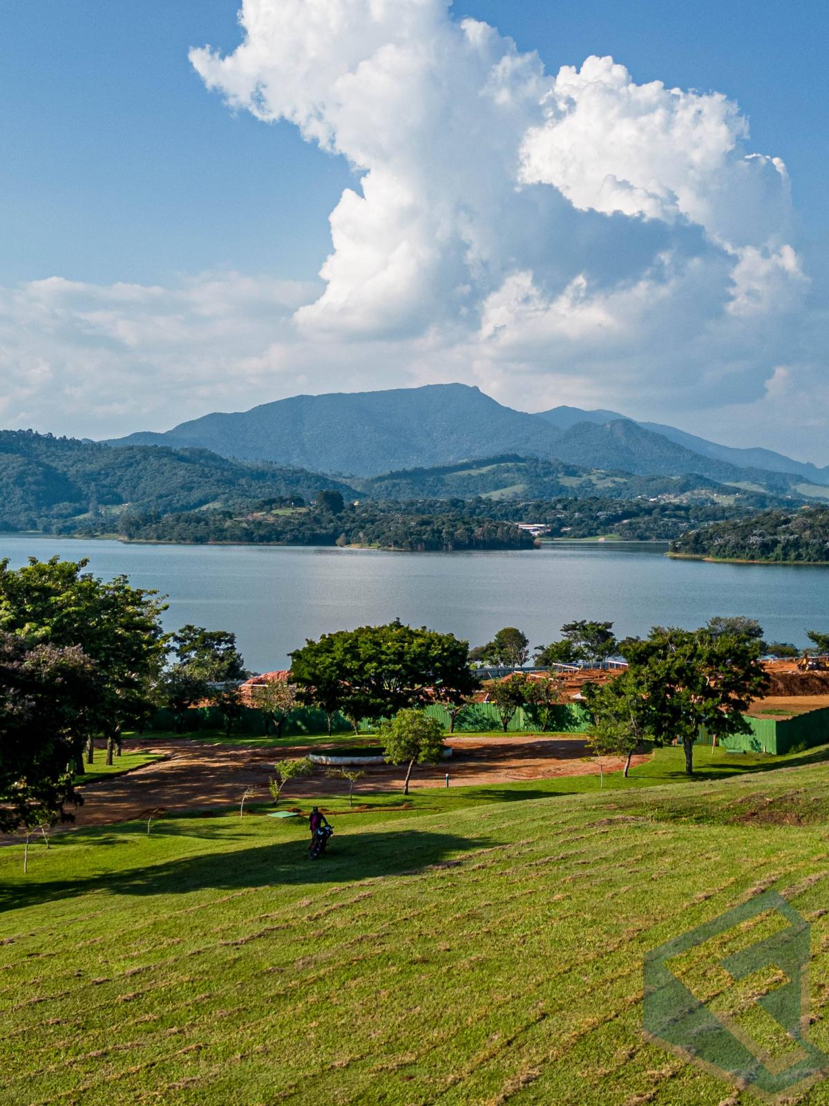 Terreno em Condomínio à venda, 20.000m² - ,