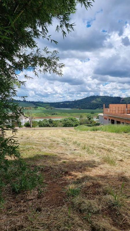 Terreno em Condomínio à venda - ,