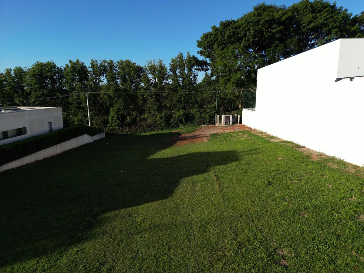 Terreno em Condomínio à venda, 1000m² - Centro,