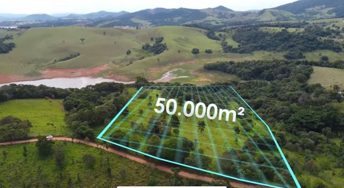 Terreno pé nágua - privacidade, espaço na natureza com água, campo e montanha. Aqui pode ser condômino privativo ou uma grande chácara. - FábioCangianellimóveis